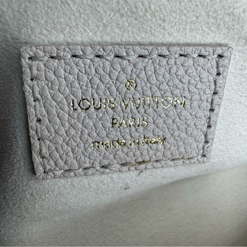 Louis Vuitton Empreinte Monogram Giant Mini By The Pool Bumbag Cream Saffron - Picture 7 of 13